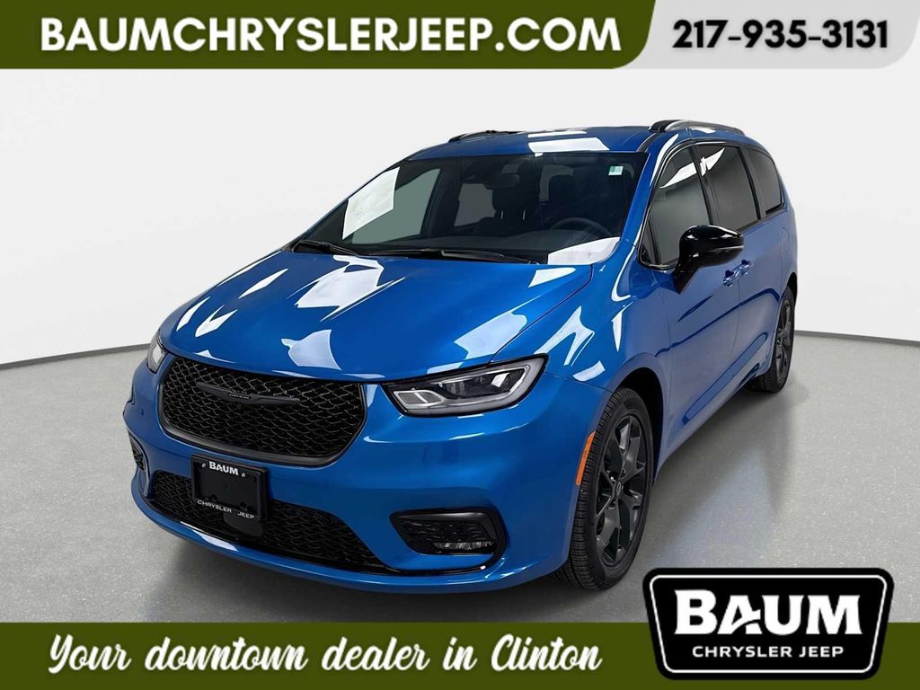 New 2026 Chrysler Pacifica L