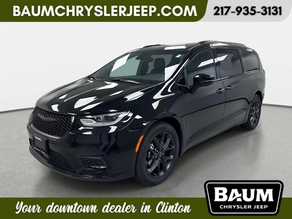 New 2026 Chrysler Pacifica L