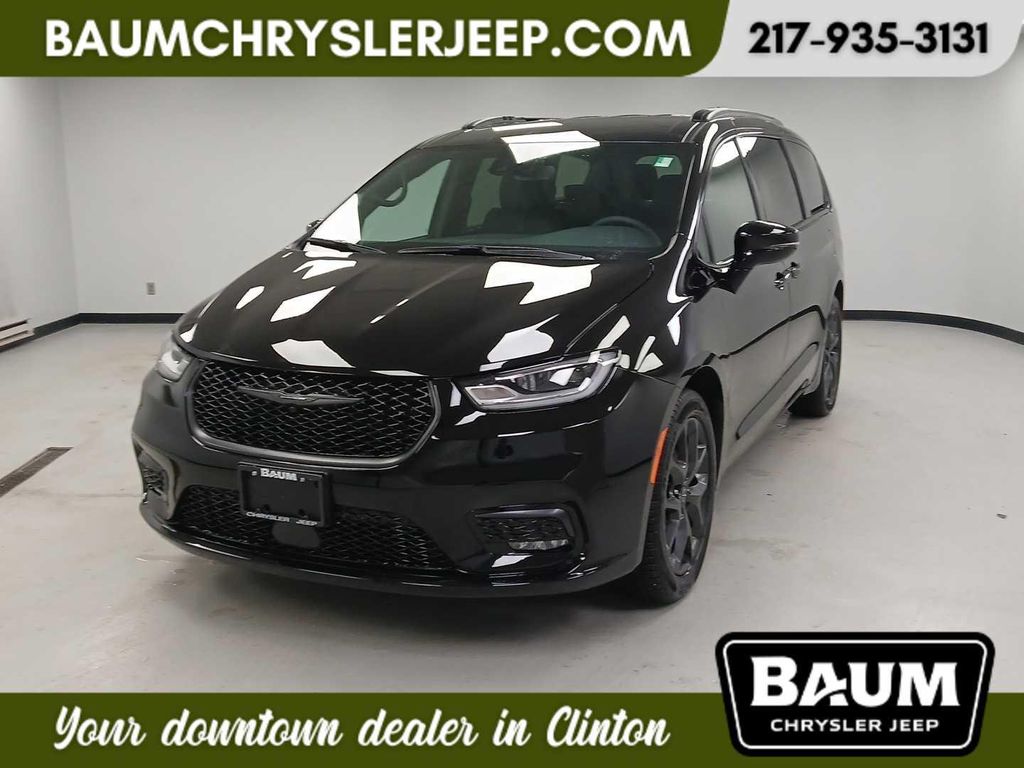 New 2026 Chrysler Pacifica L