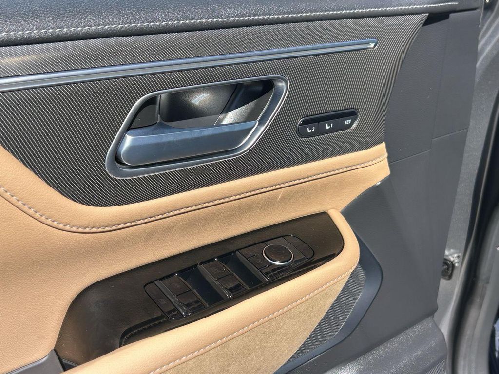 صورة مصغرة 29 لـ 2027 Infiniti QX80 LUXE