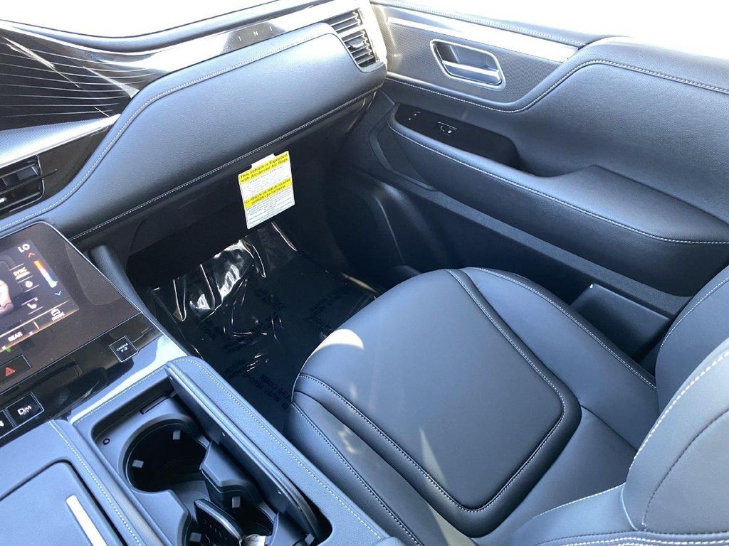 2027 Infiniti QX80 PURE 缩略图 19