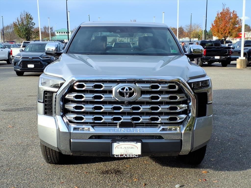 TOYOTA TUNDRA - 3