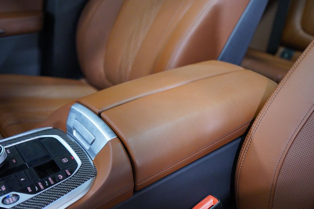 2026 BMW X5 M60I — миниатюра 24