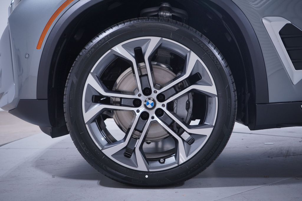 صورة 2 لـ 2026 BMW X5 SDRIVE40I