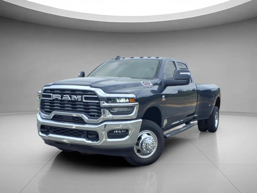 New 2026 RAM 3500 Tradesman Crew Cab 4x4 8' Box