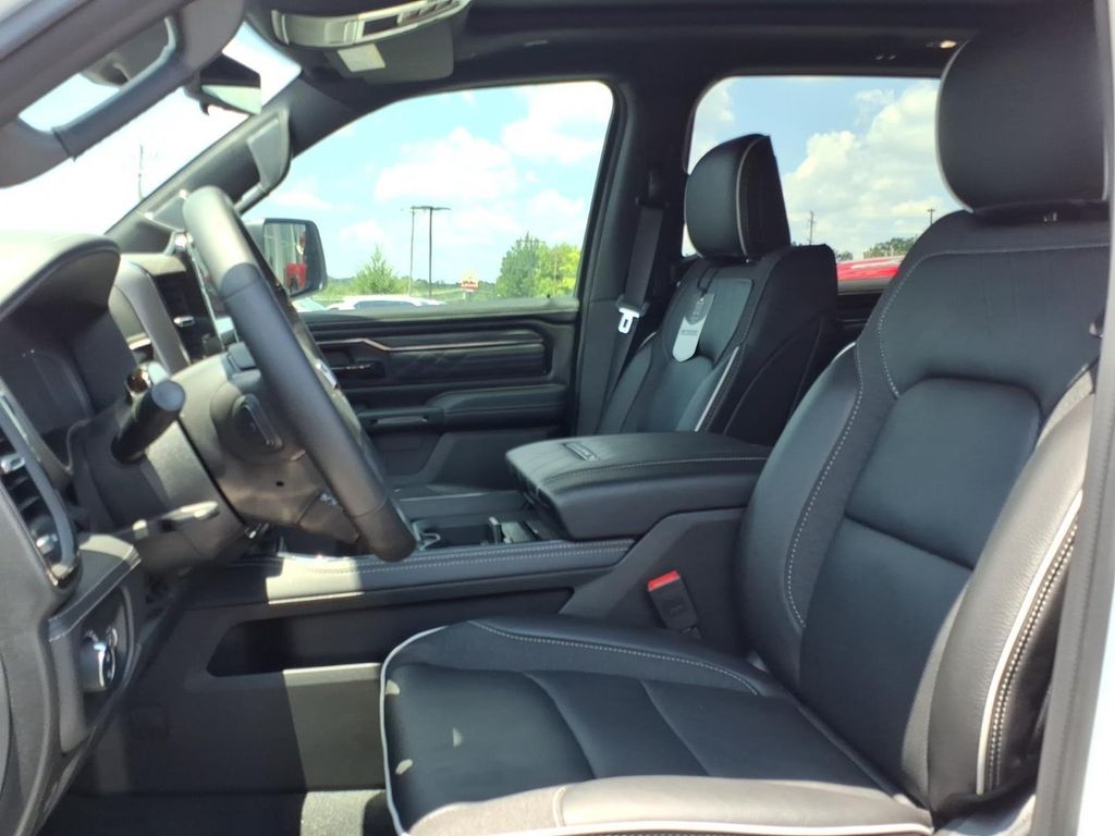 صورة مصغرة 21 لـ 2026 RAM 1500 LIMITED