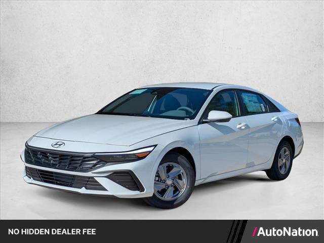 New 2026 Hyundai ELANTRA SE