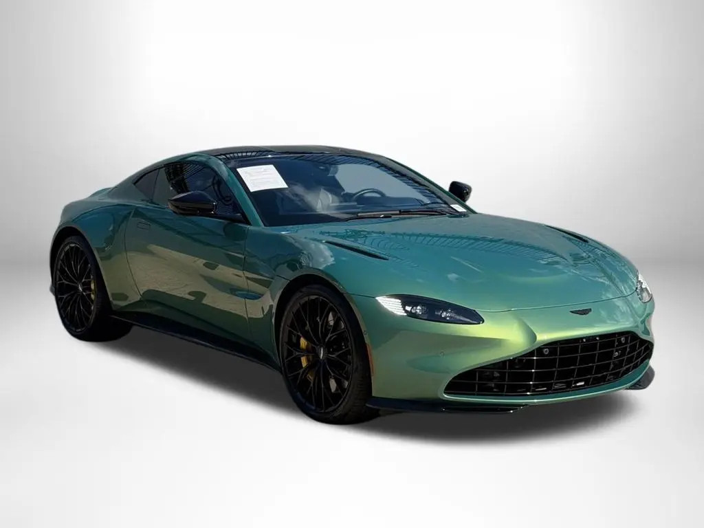 Aston Martin Vantage main image