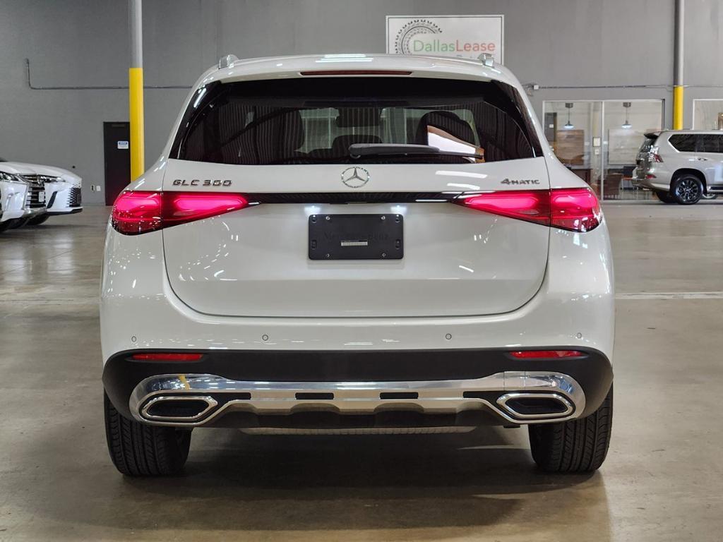 MERCEDES-BENZ GLC - 10