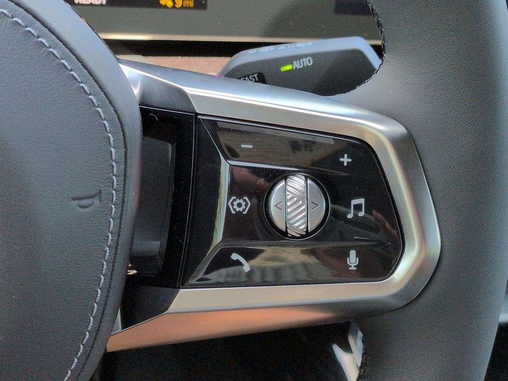 صورة مصغرة 25 لـ 2026 BMW I7 EDRIVE50