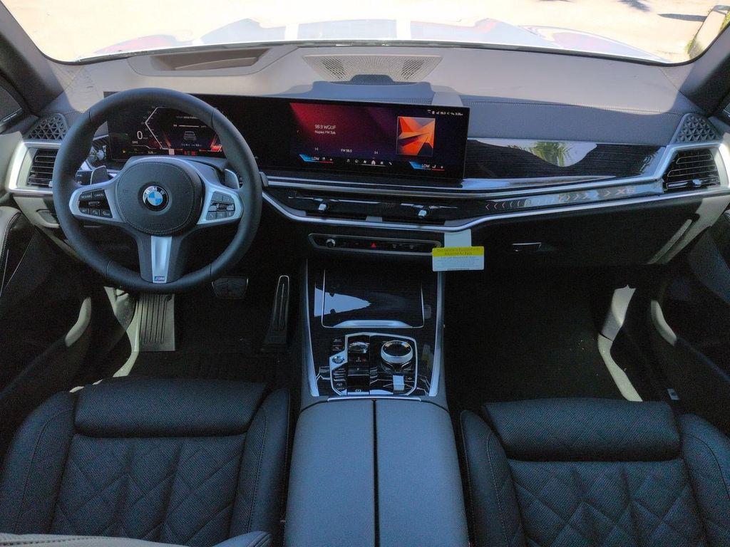 صورة مصغرة 15 لـ 2026 BMW X5 XDRIVE40I
