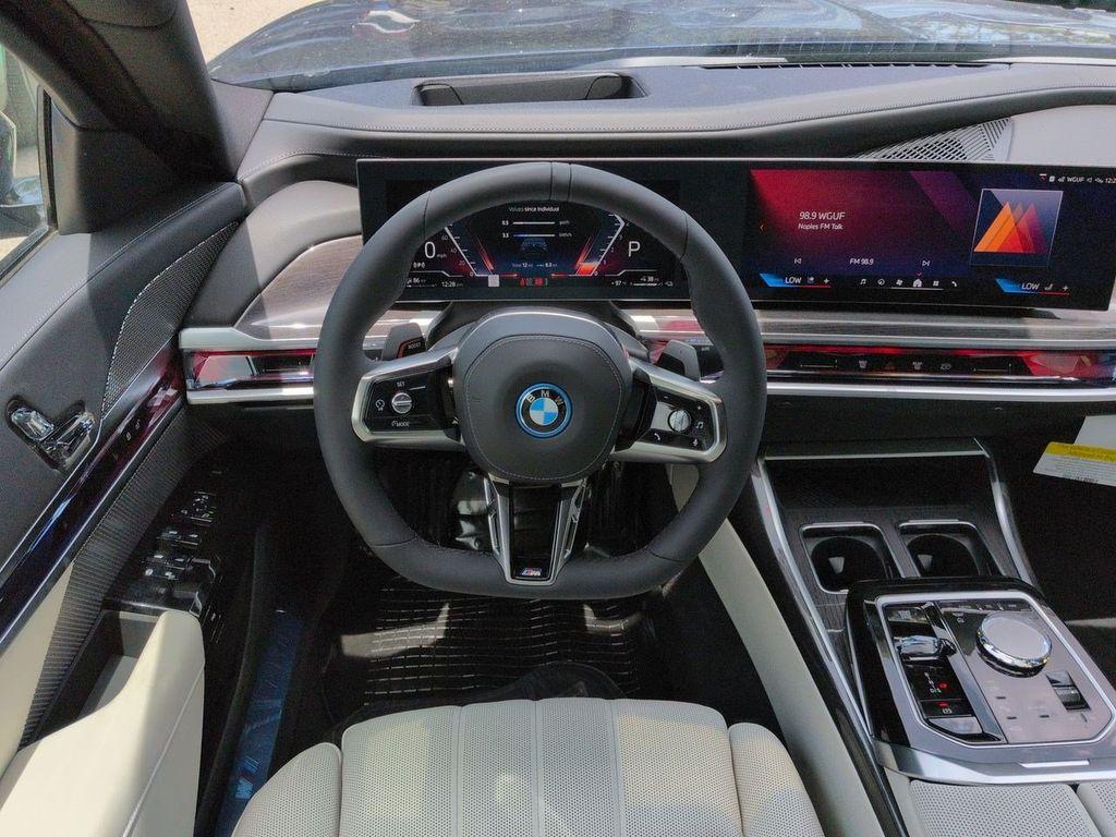 2026 BMW 750E XDRIVE — миниатюра 15