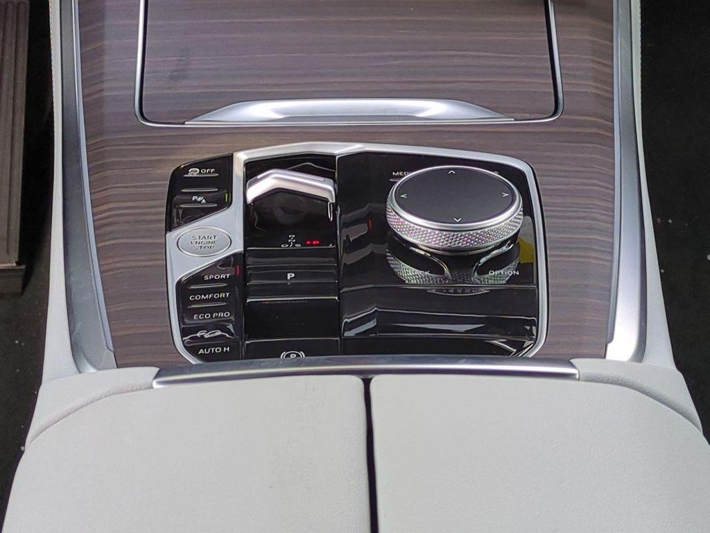 صورة مصغرة 19 لـ 2026 BMW X5 XDRIVE40I