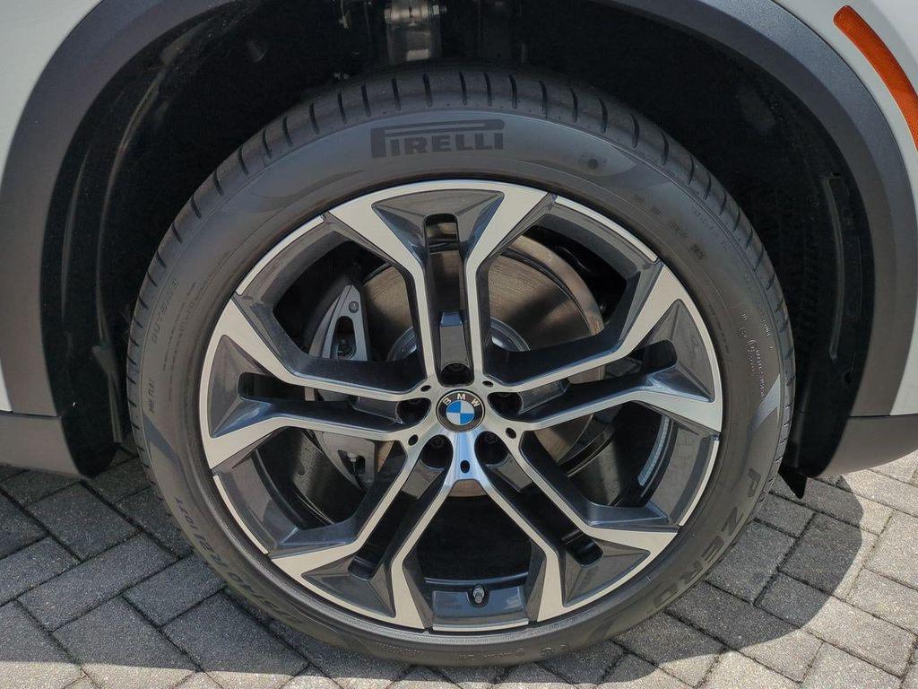صورة مصغرة 11 لـ 2026 BMW X5 XDRIVE40I