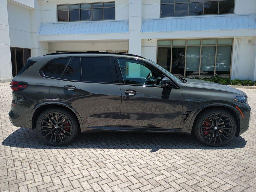 2026 BMW X5 M60I 照片 3