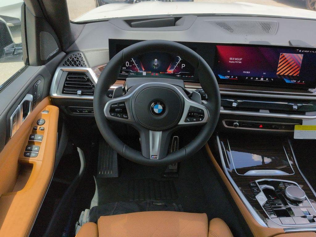 2027 BMW X7 XDRIVE40I thumbnail 16