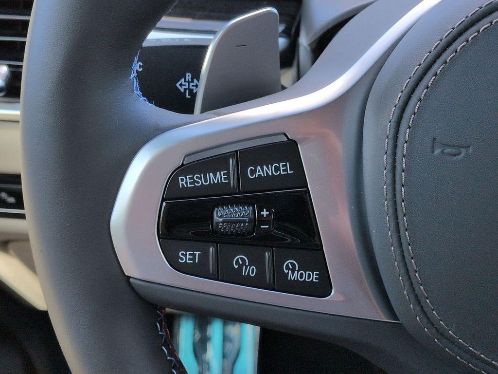 2027 BMW X7 M60I 缩略图 24