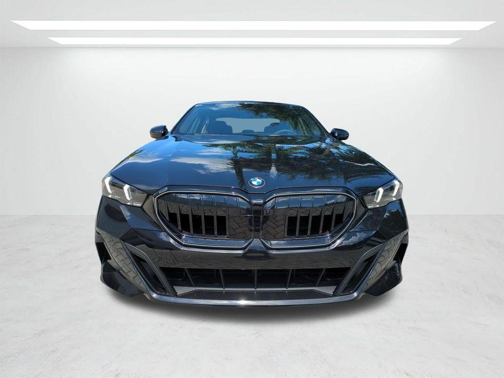 2027 BMW 530 I 照片 9