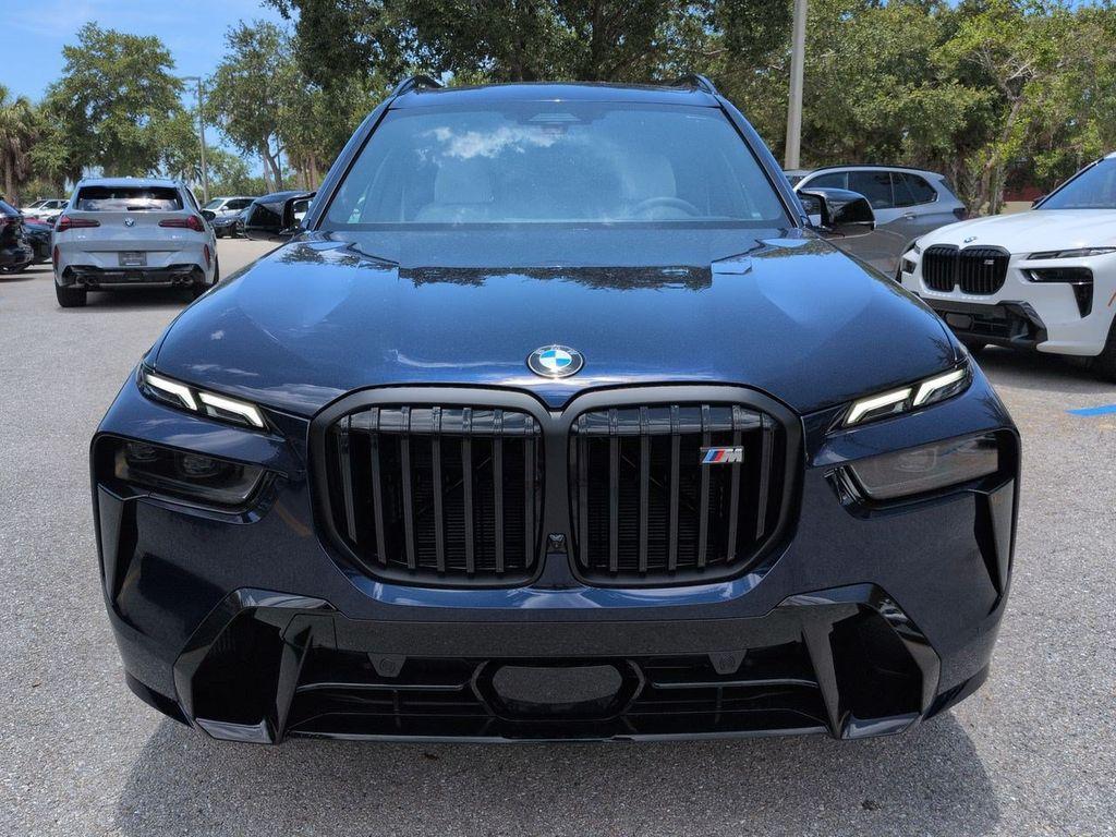 2027 BMW X7 M60I 照片 9
