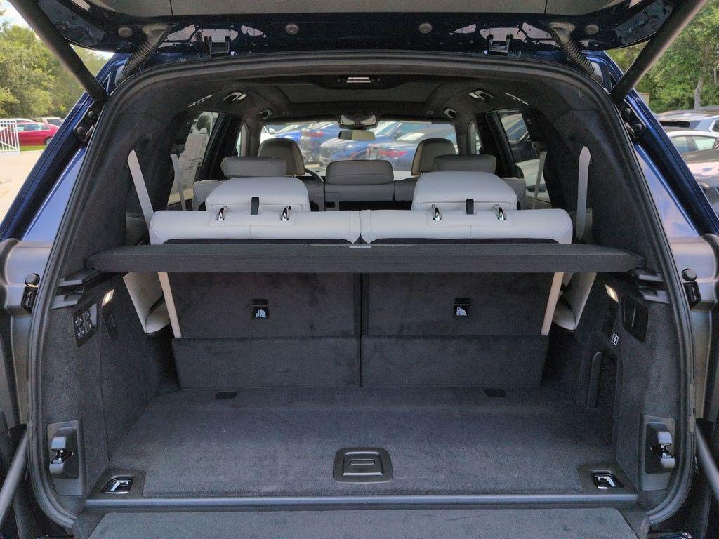 2027 BMW X7 M60I — миниатюра 13