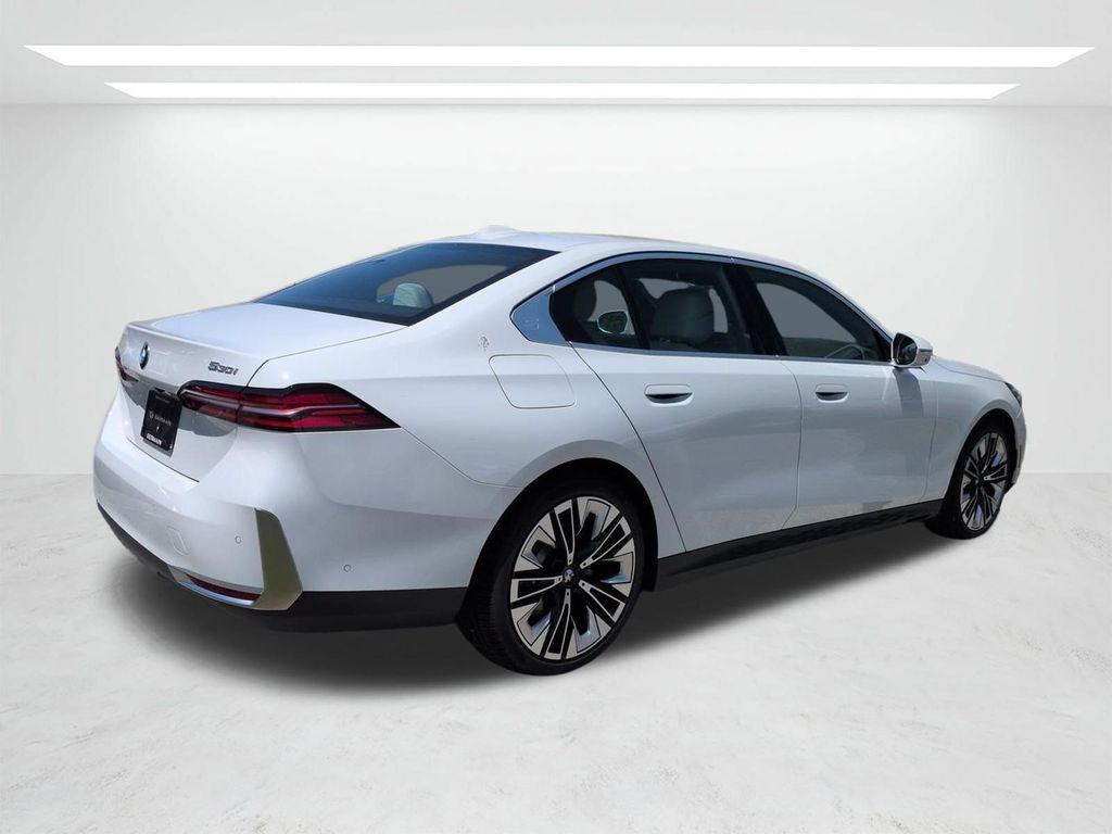 2027 BMW 530 I 照片 4