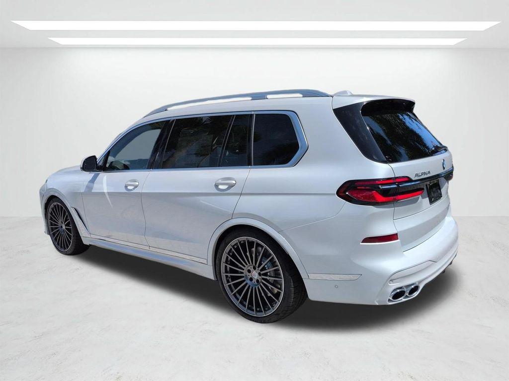 صورة 6 لـ 2026 BMW ALPINA XB7 BASE