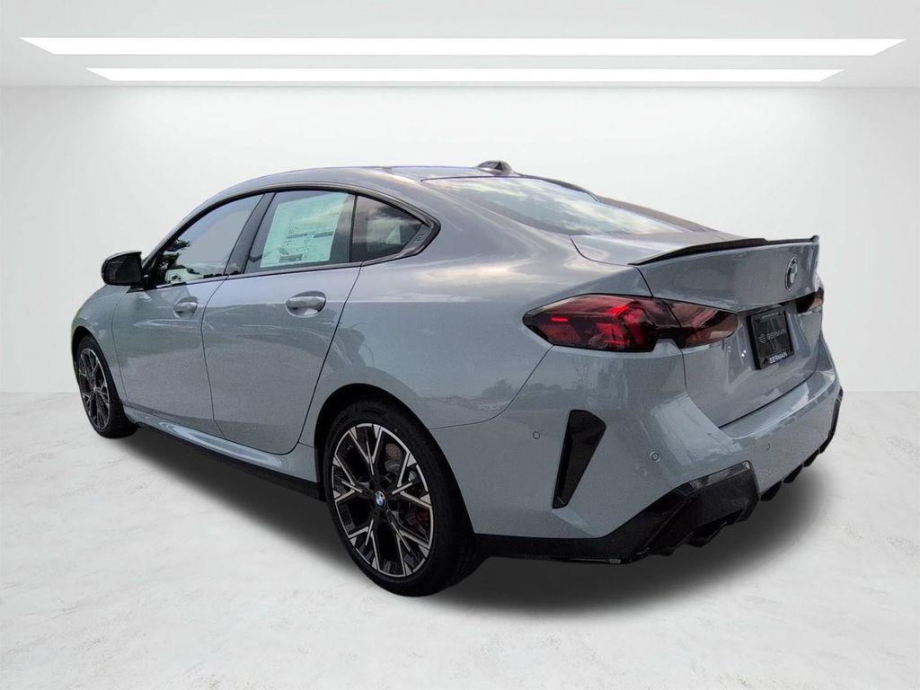 2026 BMW M235 GRAN COUPE XDRIVE 照片 6