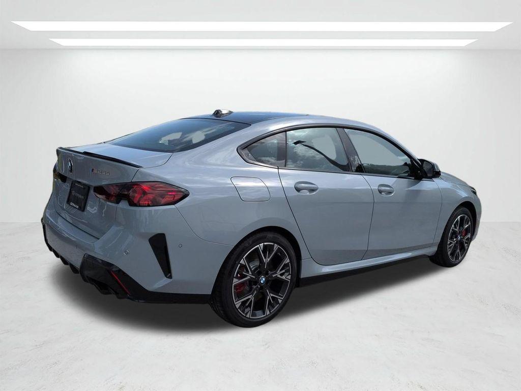 2026 BMW M235 GRAN COUPE XDRIVE 照片 4