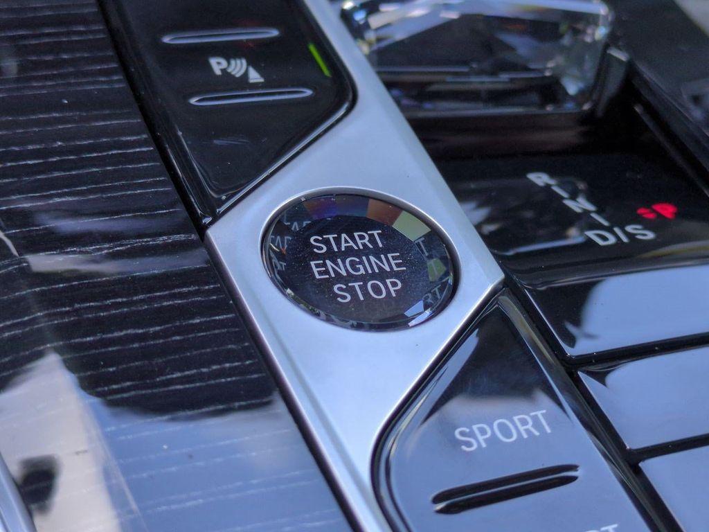 2026 BMW X5 M60I — миниатюра 28