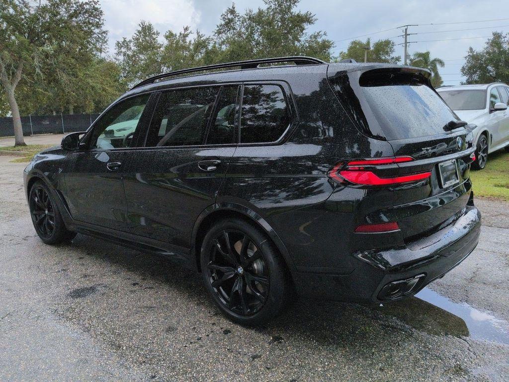 2027 BMW X7 M60I — фото 6