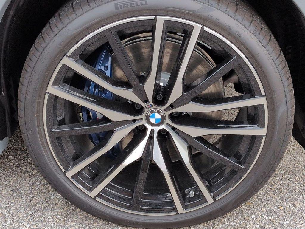 صورة مصغرة 11 لـ 2026 BMW X5 M60I