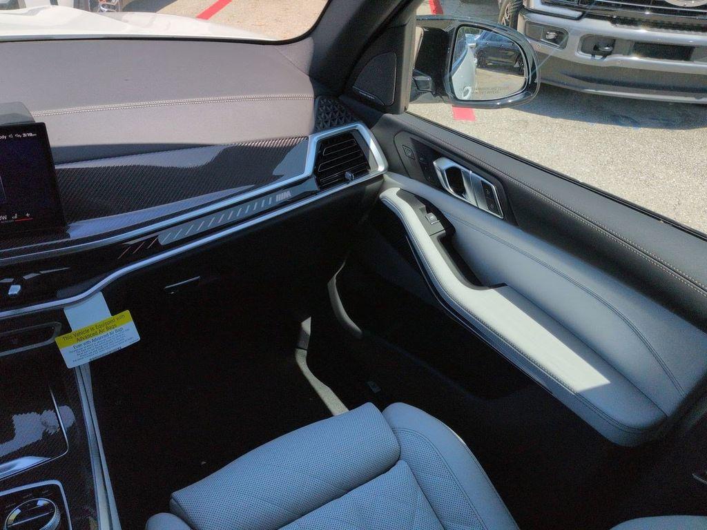 2026 BMW X5 M60I 缩略图 17