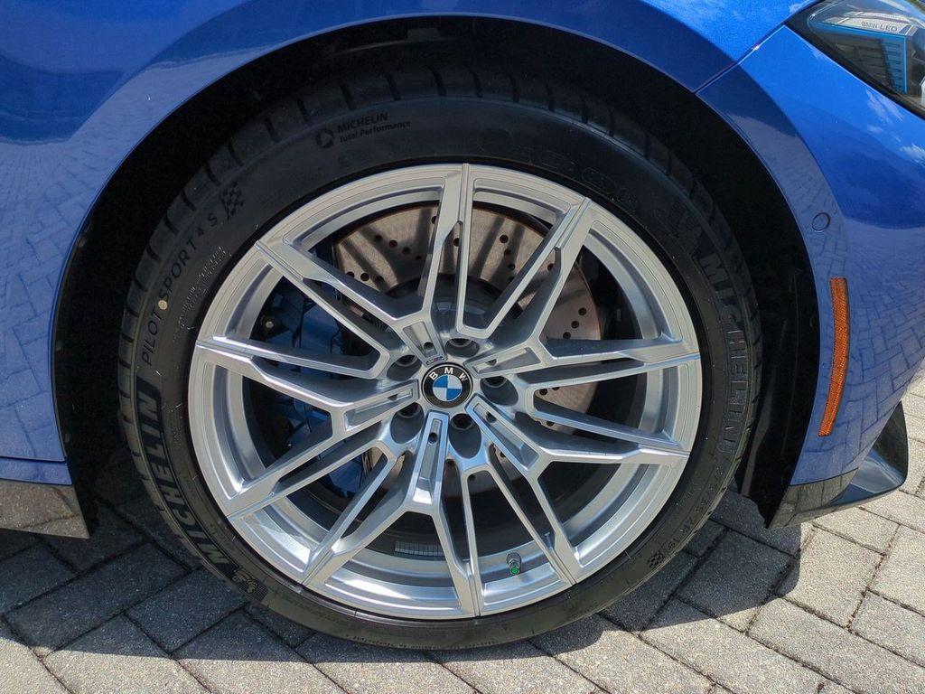 2027 BMW M4 COMPETITION — миниатюра 11