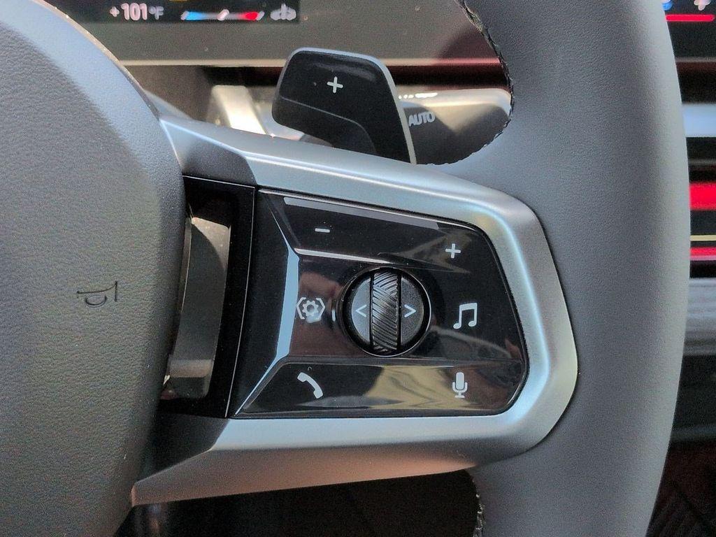 صورة مصغرة 26 لـ 2027 BMW 530 I