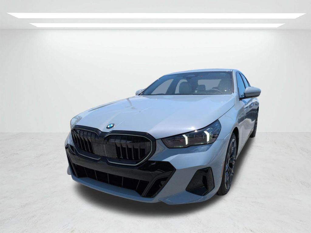 2027 BMW 530 I — фото 8