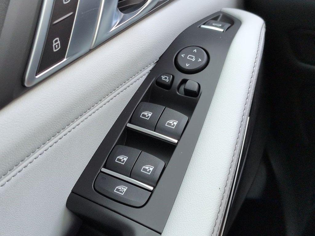 صورة مصغرة 25 لـ 2026 BMW X5 XDRIVE40I