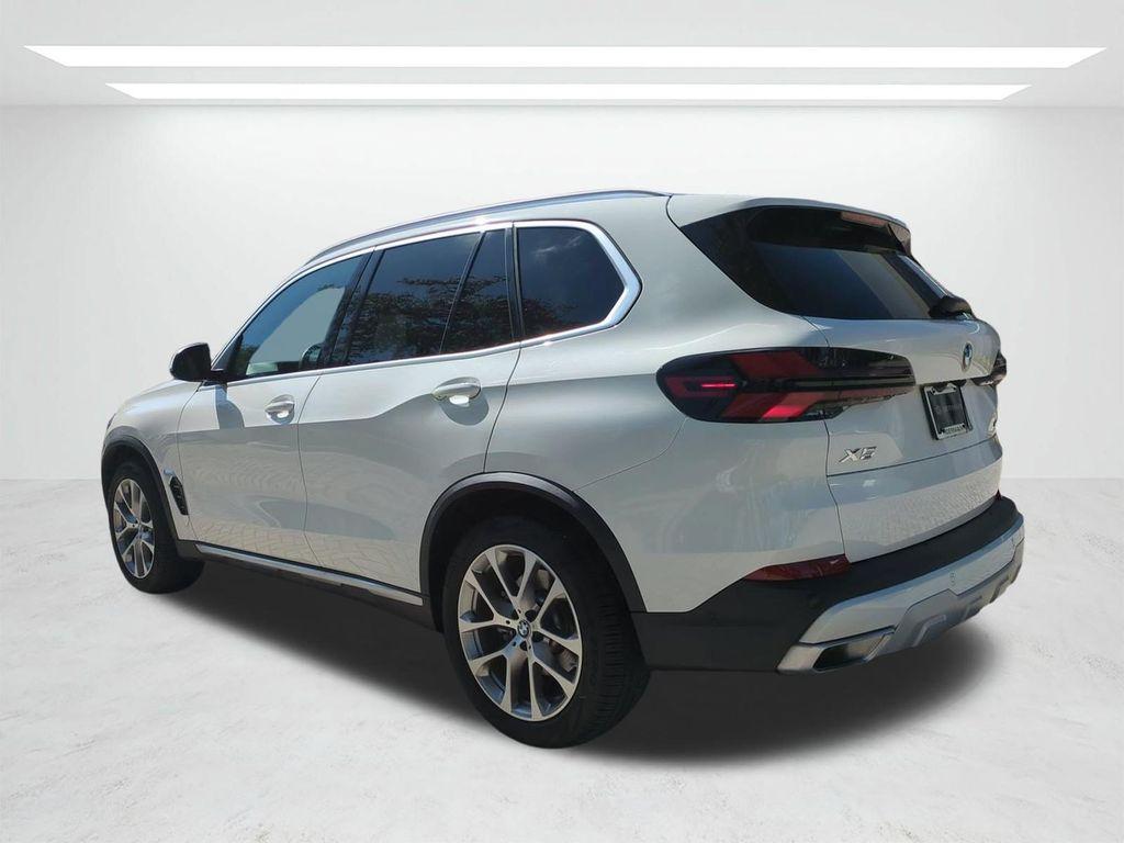 صورة 6 لـ 2026 BMW X5 SDRIVE40I