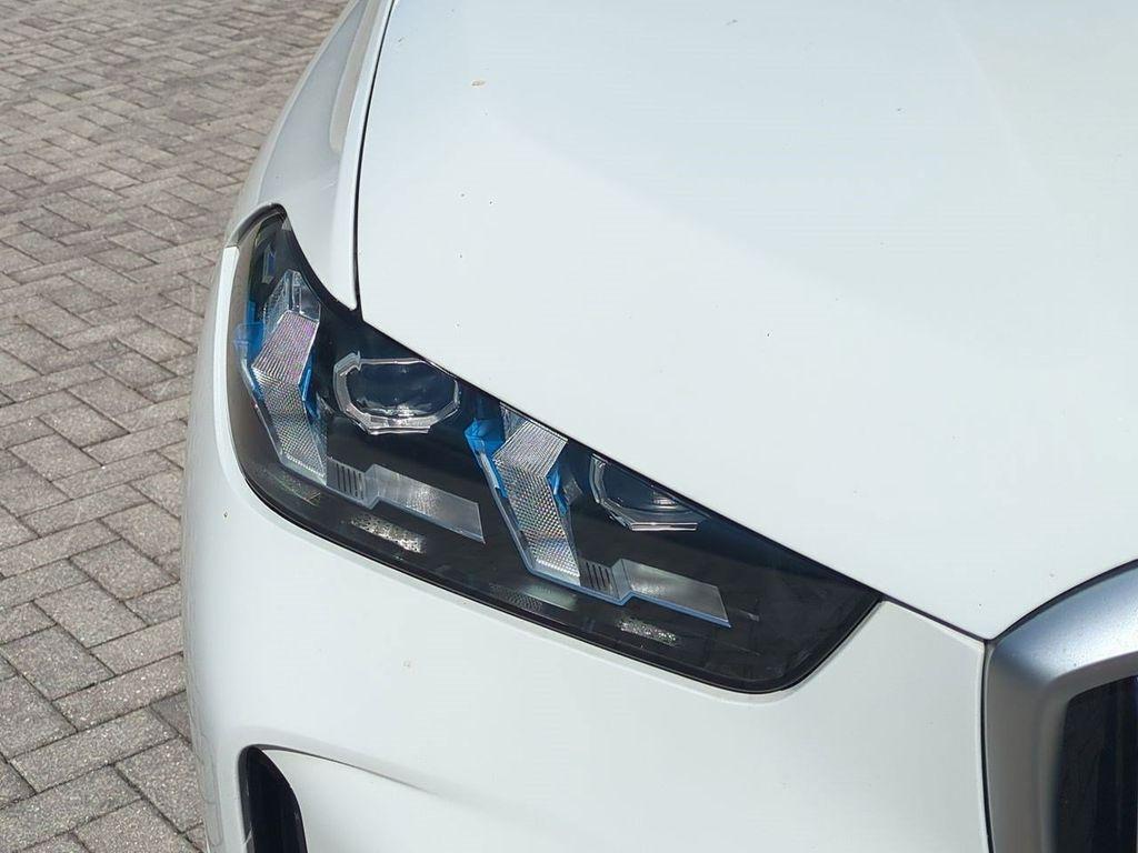 صورة 9 لـ 2026 BMW X5 SDRIVE40I