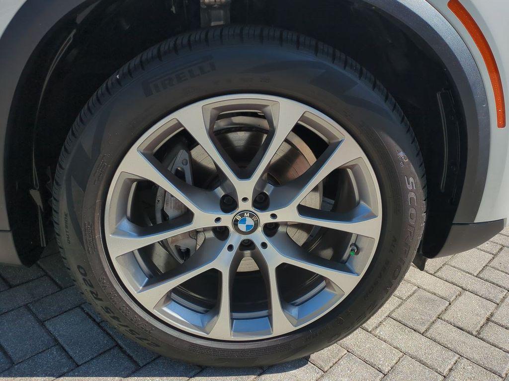 صورة 10 لـ 2026 BMW X5 SDRIVE40I