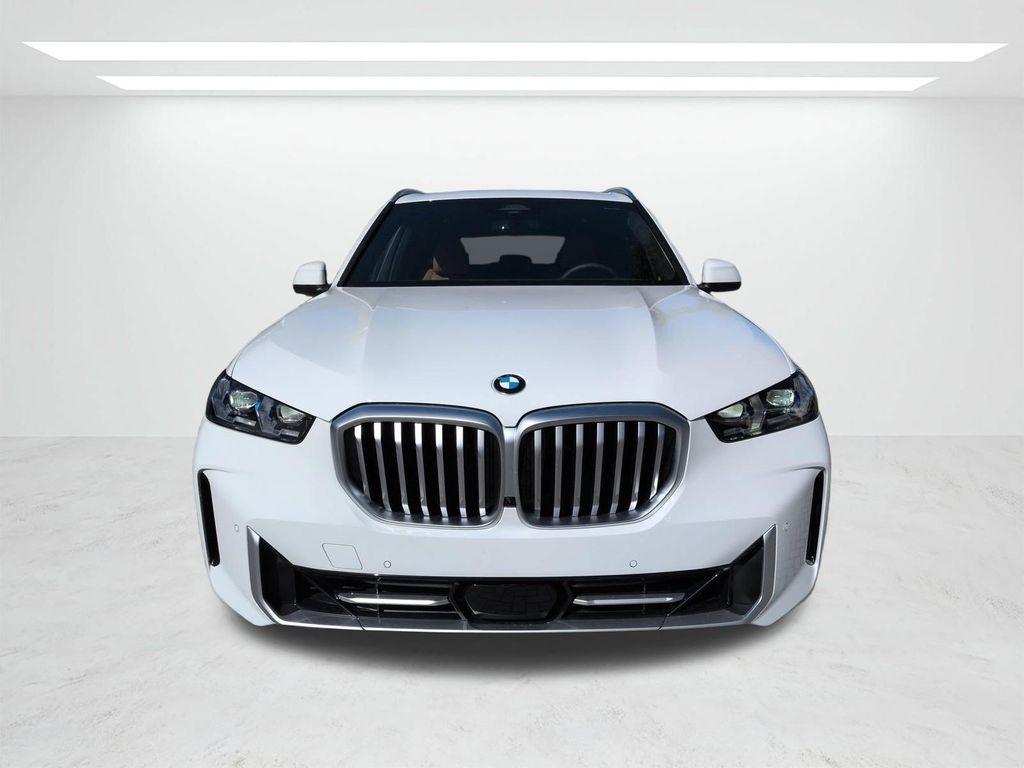 صورة 9 لـ 2026 BMW X5 XDRIVE40I