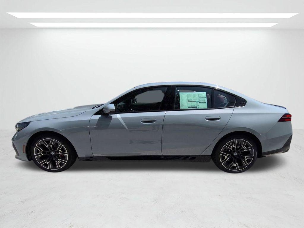 صورة 7 لـ 2027 BMW 530 I