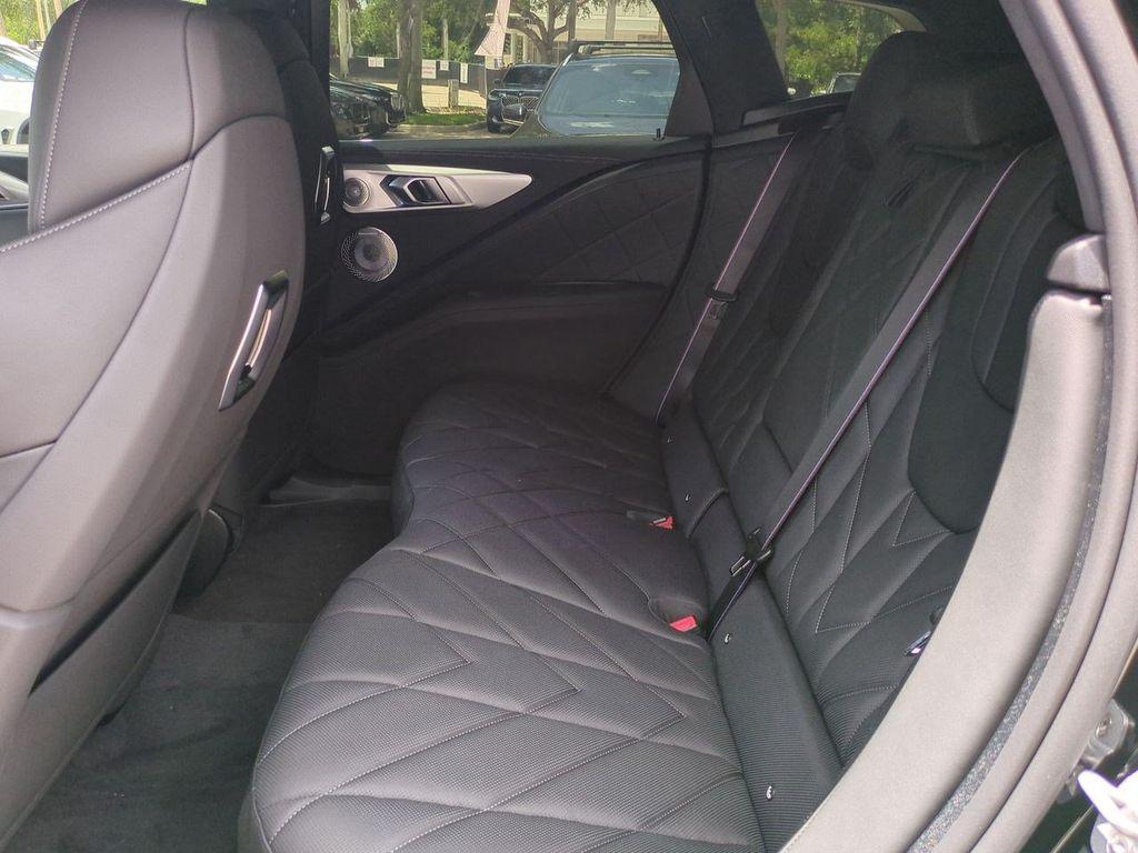 2026 BMW XM LABEL 缩略图 14