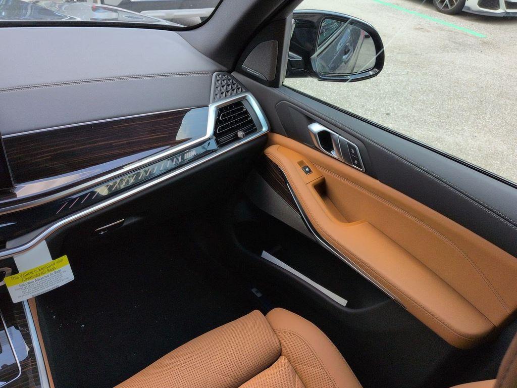 صورة مصغرة 17 لـ 2026 BMW X5 M60I