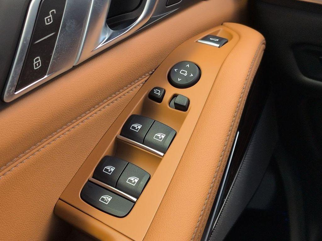 صورة مصغرة 25 لـ 2026 BMW X5 M60I