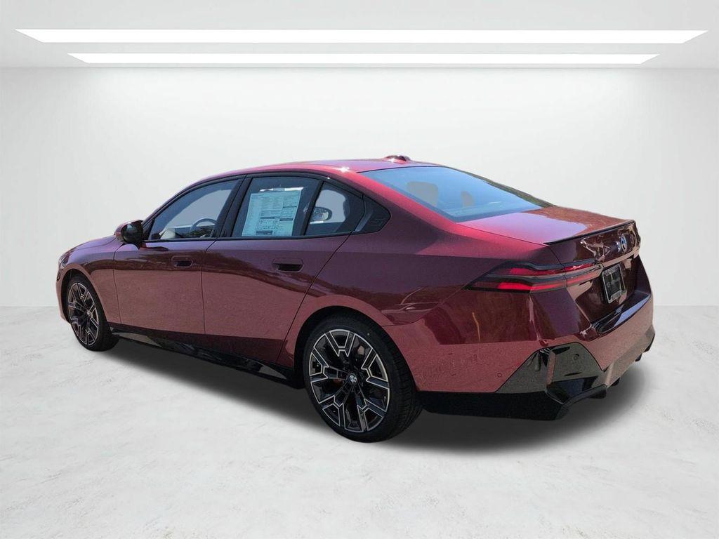 صورة مصغرة 6 لـ 2027 BMW 530 I