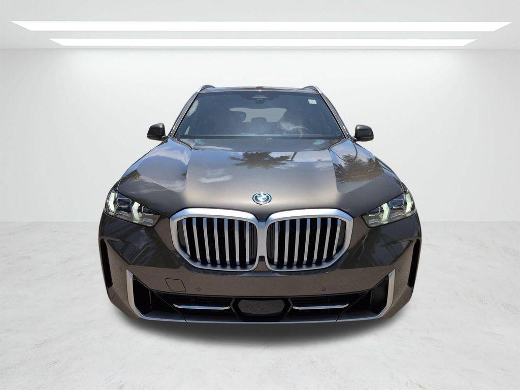 صورة 9 لـ 2026 BMW X5 PHEV XDRIVE50E