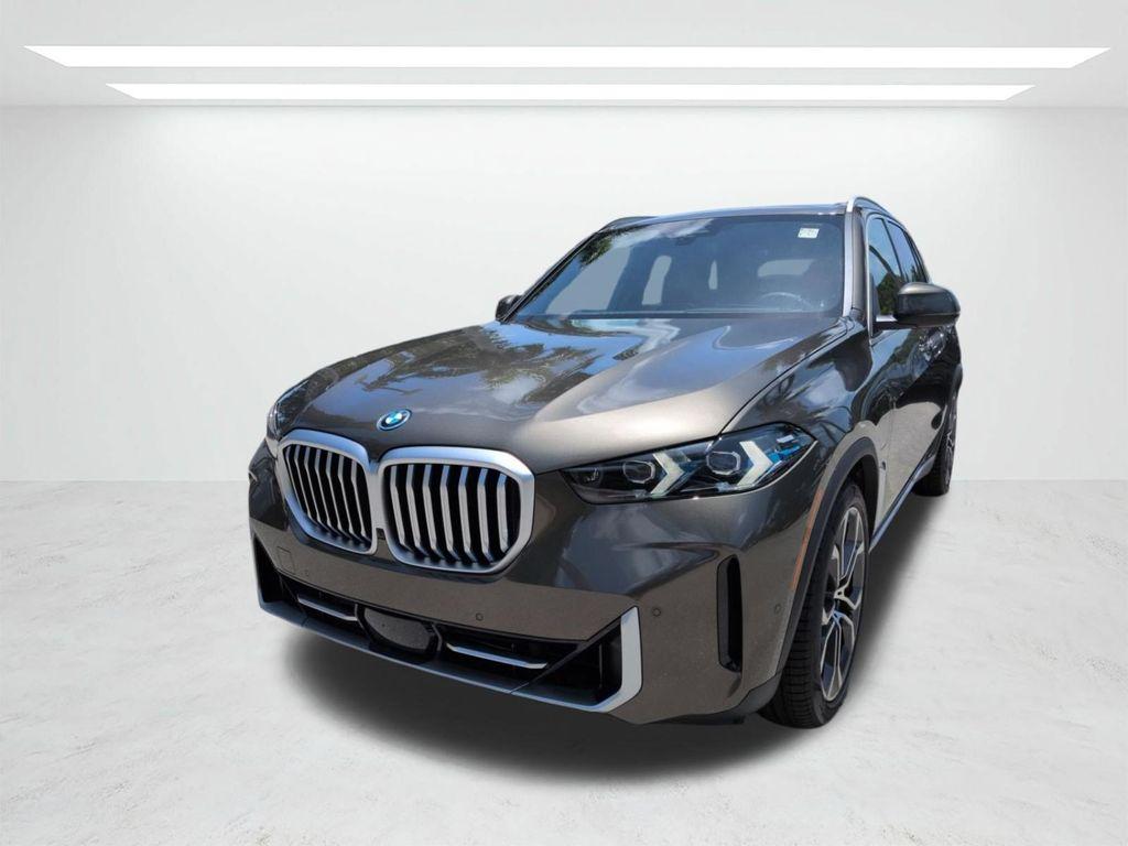 صورة 8 لـ 2026 BMW X5 PHEV XDRIVE50E