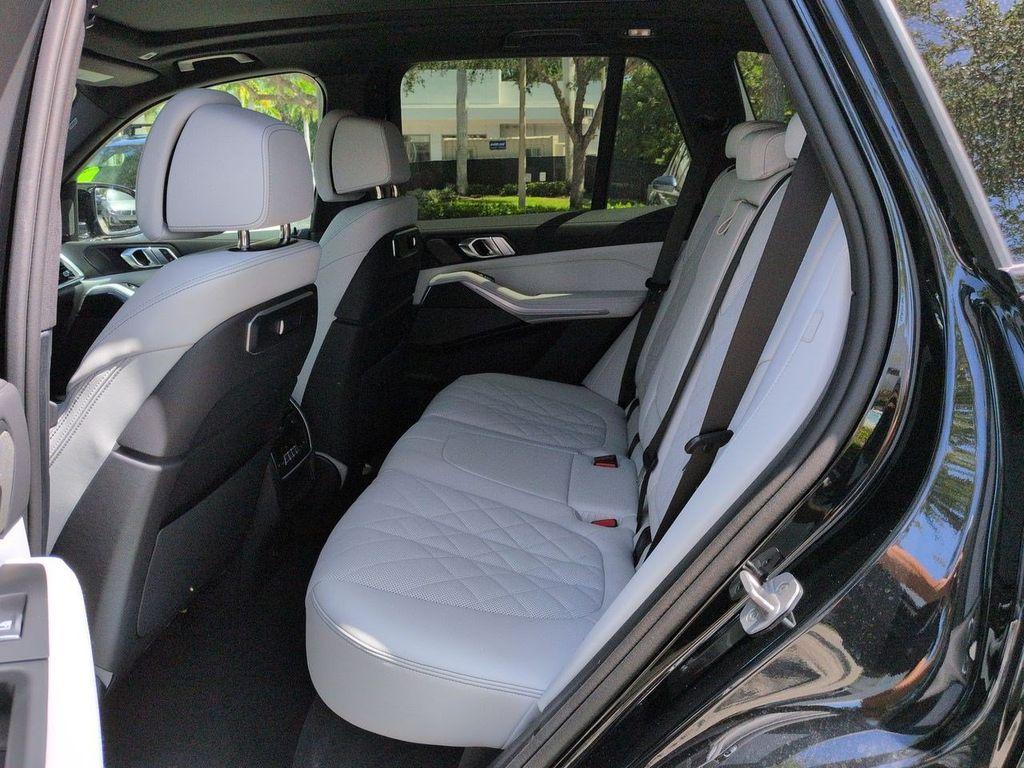 صورة مصغرة 14 لـ 2026 BMW X5 M60I