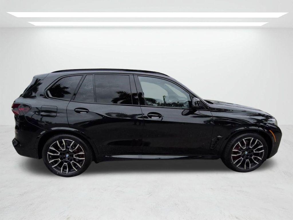 2026 BMW X5 PHEV XDRIVE50E photo 3