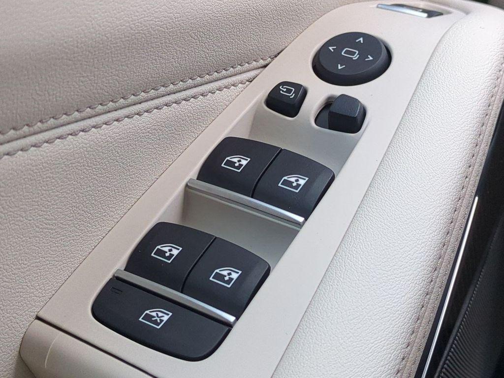 صورة مصغرة 24 لـ 2026 BMW X5 M60I